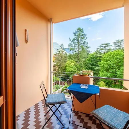 Indaco Armonya Apartment